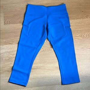Lululemon Athletica Blue Capri Leggings with Compression Fit